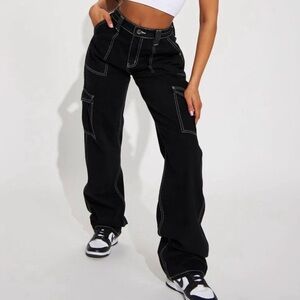 Fashion nova black cargo pant